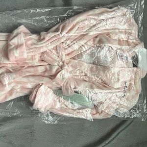 Calvin Klein Girls Bathrobe